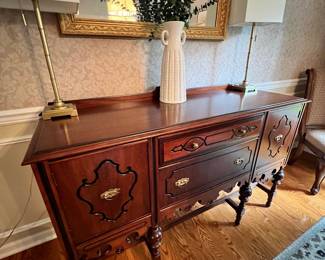 Sideboard