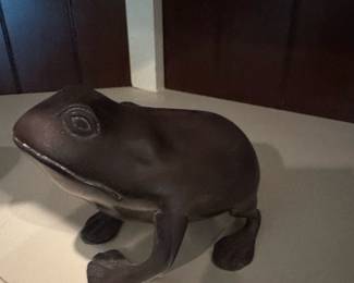 Bronze Frog Sculpture