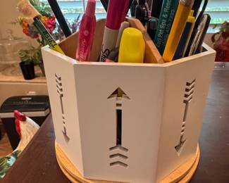 White Wood 4 Sections Spinning Organizer with Cactus Cutouts