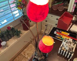 Red Tulip Form Table Lamp with River Stone Base