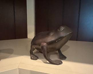 Bronze Frog Sculpture
