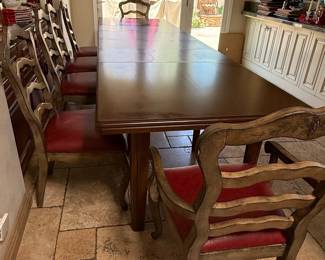 Thomasville Extendable Dining Table and Six Chairs Set