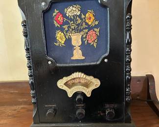 Vintage style radio. 