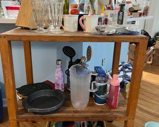 Knives, ice cream sundae glasses, various kitchen ware