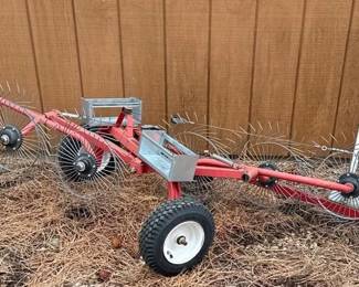 Pull Behind Lawn Rake