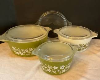 Vintage Pyrex Lazy Daisy Pattern Casserole Dishes with Lids