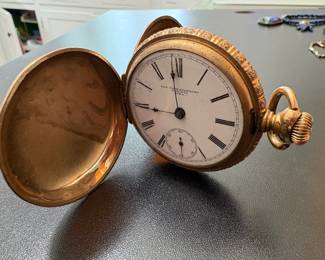 Antique Mechanical Pocket Watch Gold Filled 10 Year Hunter Case Roman Numerals 897963 New York Standard Watch Co. USA