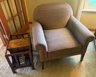 Fine Designs Brown Textured Arm Chair 