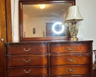 Bassett Furniture Industries Dresser with Mirror