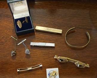 Vtg Men's Accessories: Cufflinks, Tie Clips, Tie Pin, and Bracelet