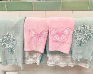 Vintage Embroidered Bath Towels with Lace Trim