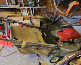 Honda Self-Propelled Lawnmower