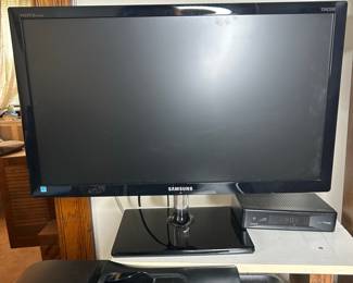 Samsung HDTV Monitor