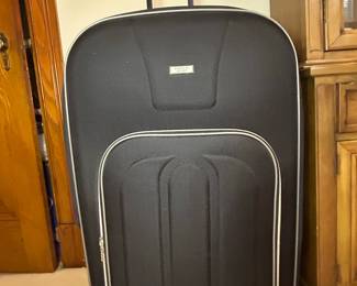 Charlie Sport Large Rolling Suitcase Set