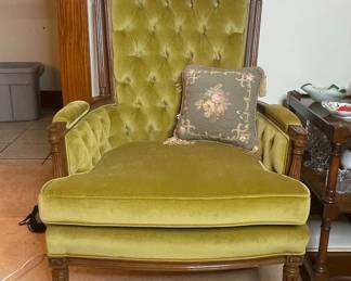 Vintage Tufted Velvet Armchair