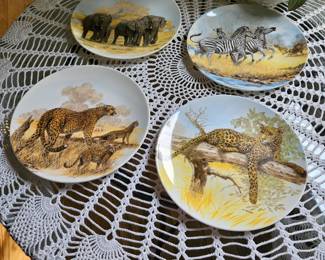 Sandringham Collection Fine Bone China Wildlife Luncheon Plates