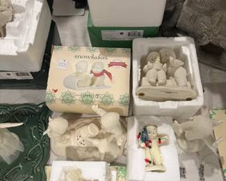 Snow Babies figurine