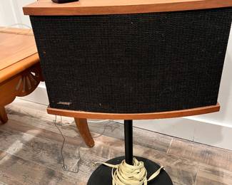 Vintage Bose 901 Series V speaker