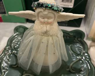 Snow Babies figurine