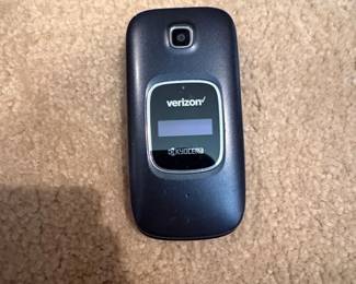 Kyocera Cadence LTE S Flip Phone for Verizon
