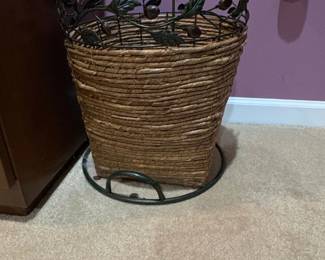 Wicker basket with leaves