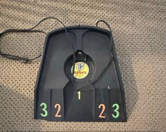 th Hole Brand Birdie Deluxe Electric Golf Putting Cup