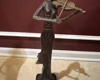 Lady Violinist