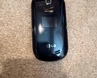 LG Revere VN Flip Phone for Verizon