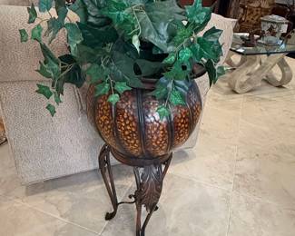 Hammered Metal Urn Planter with Stand