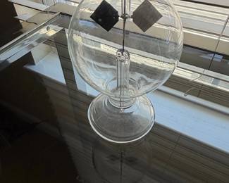 Glass Globe Radiometer with Diamond Vanes