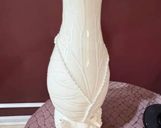Dehua Cabbage Vase