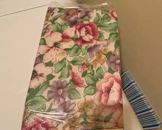 Fashion Cushioned Ironing Board Cover second image