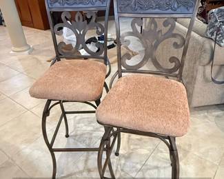 Ornate Swivel Bar Stools Set of   Hillsdale Pompei second image