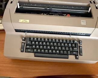 IBM Selectric II Typewriter