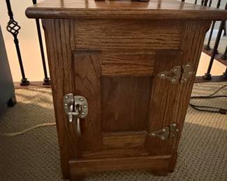 White Clad Oak Ice Box End Table
