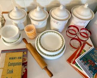 Vintage Corelle Dishes