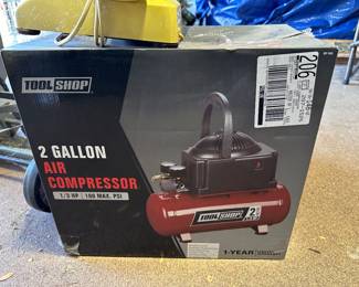 2 gallon air compressor