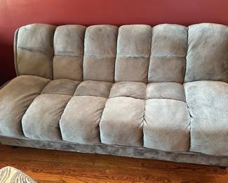 Sofa/futon....