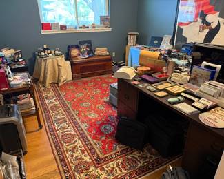 Office Furniture, File Cabinets & Supplies 
