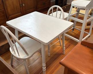 Children’s table