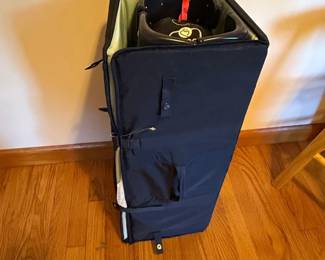 BabyBjorn Travel Crib Light