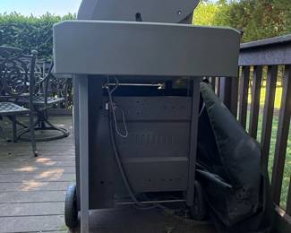 Weber Genesis II LX Gas Grill sixth image
