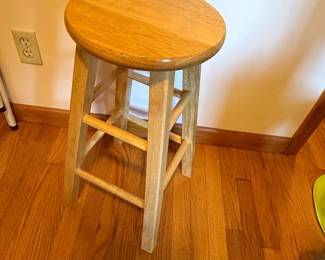 PJ Wood Classic RoundSeat Bar Stool
