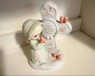 Precious Moments Under His Wings I Am Safely Abiding Figurine