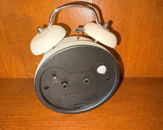 Peakeep Twin Bell Alarm Clock second image