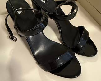 BP. Black Faux Leather Patent Block Heel Sandals