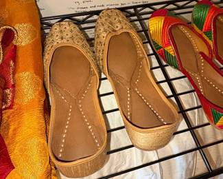 Embellished Punjabi Jutti