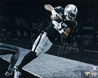 Davante Adams Signed Raiders 16x20 Photo (Beckett)