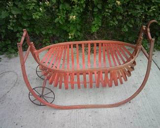 Original Field cradle from 1886. Original paint.