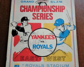 !976 Royals vs. Yankees playoff game program signed by George Brett